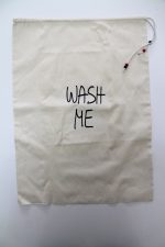 Wash Me Baskılı Çok Amaçlı Kirli Torbası 50x70cm - Görsel 2