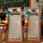 Yumurtlayan Kalem ve Mezuniyet Ayracı - Mezuniyet Hediyesi - Karne Hediyesi - 1 Adet